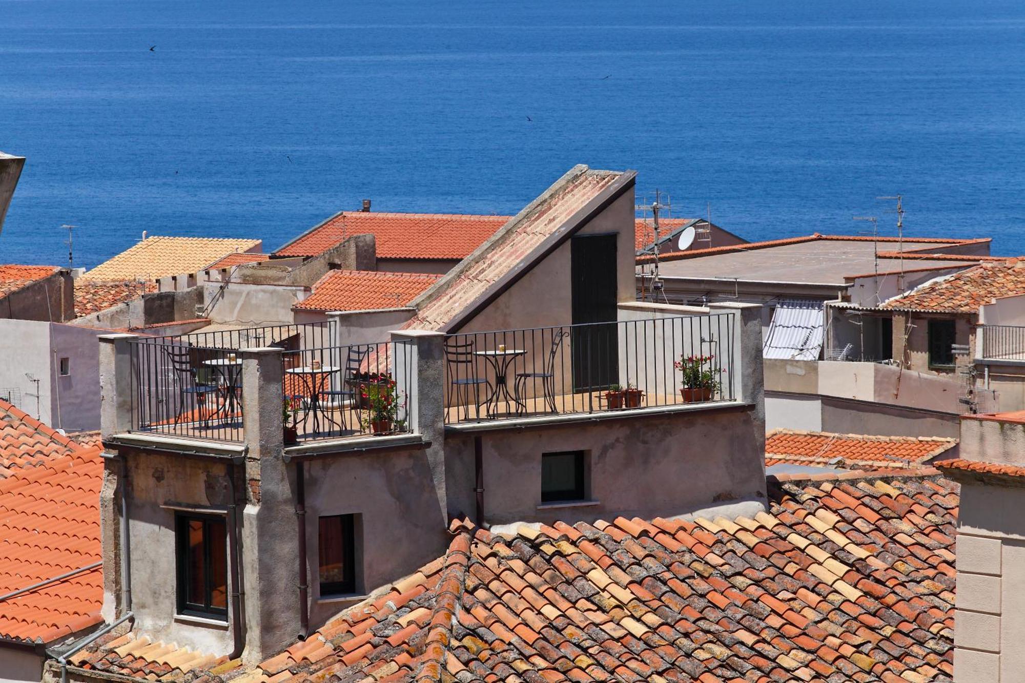 Palazzo Villelmi Cefalu Exterior photo